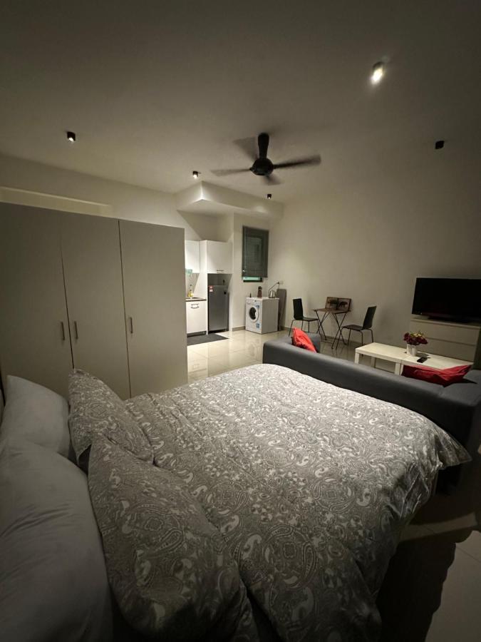 Apartament Hideaway At Cybersquare Cyberjaya Zewnętrze zdjęcie