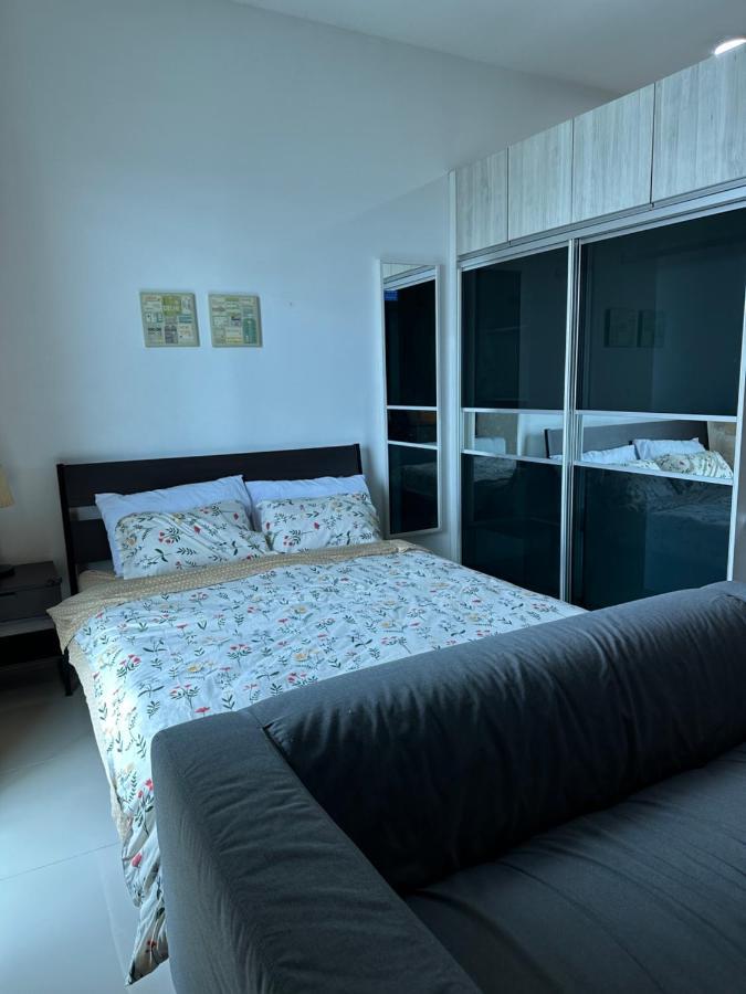 Apartament Hideaway At Cybersquare Cyberjaya Zewnętrze zdjęcie