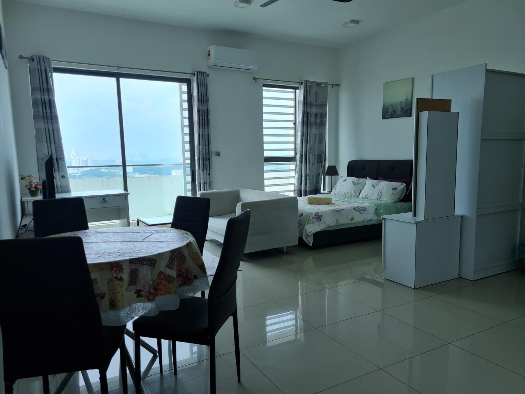 Apartament Hideaway At Cybersquare Cyberjaya Zewnętrze zdjęcie